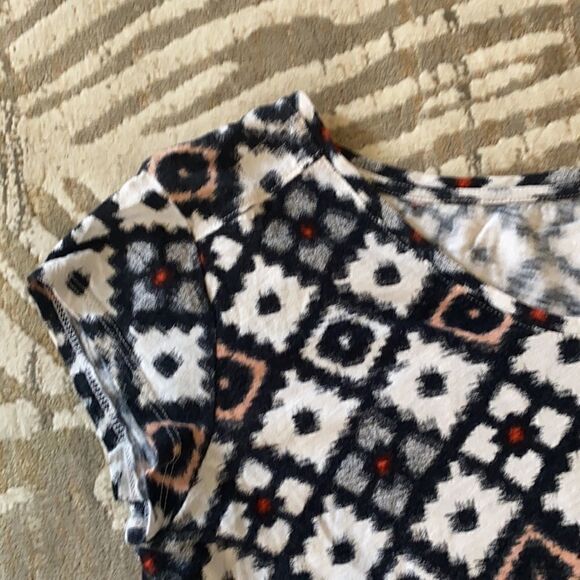Ann Taylor Loft hi lo T-shirt - Picture 3 of 4